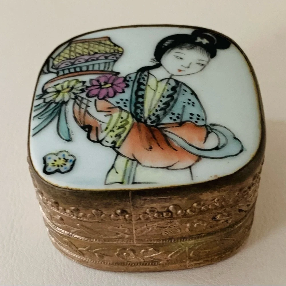 Vintage Asian porcelain shard lid metal silver trinket box